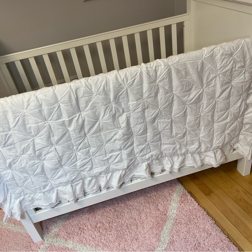Pottery Barn White Quilted crib Blanket